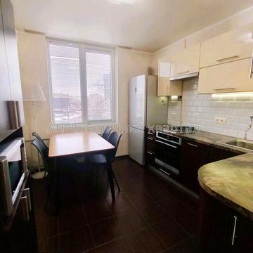 Дмитрівська, 2, Університет, Цирк, без комісії