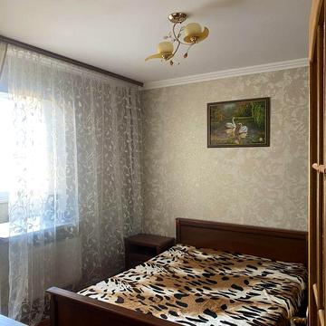 Здам трьох кімнатну квартиру в м. Переяслав( район левада)