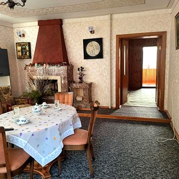 Чуднівська вул., 2