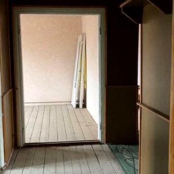 3- кімнатна квартира в центре с. Бояни.