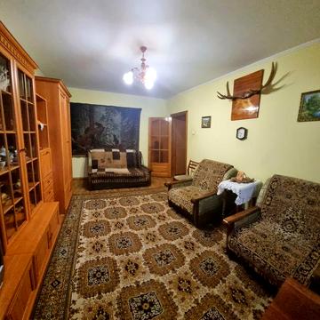 1к Центр вулиця Володимирська, поруч Офісу центра