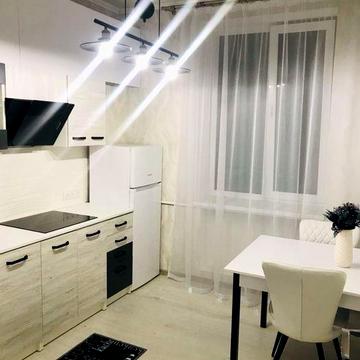 Люксова 2 кімнатна квартира. Центр. Вул В. Перспективна /шевченко