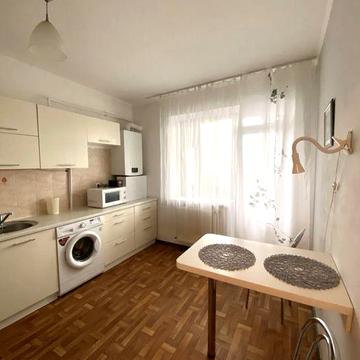 2 кім  квартира з індивідуальним опаленням