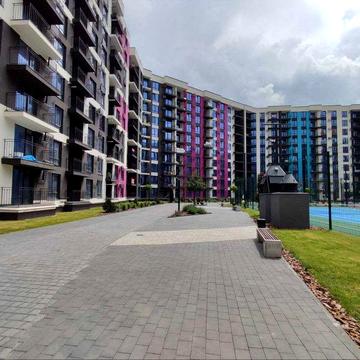 Продам здану 2-кімнатну квартиру в центрі!