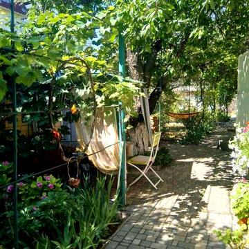 Продается  дом -дача возле моря( золотой треугольник Одессы, прописка