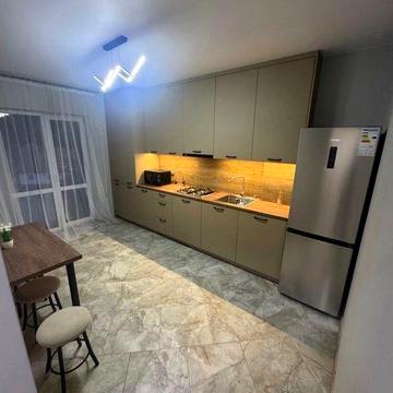 перша довготривала оренда