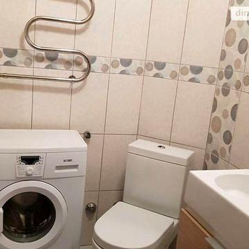 Довгострокова оренда 2к Квартира Братів Горобців (Кедрина Дмитра) вулиця