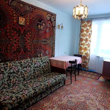 Сдам 2к квартиру на Артеме , можно с животными