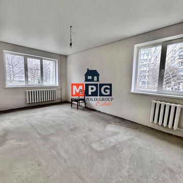 Тракторобудівників, 71В