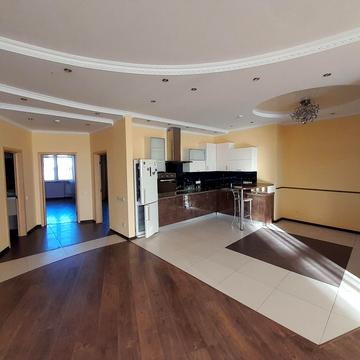 Старонаводницька вул., 6-Б