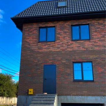 Продам таунхаус в самому Парку Перемоги