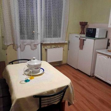 Сдам двухкімнатну квартиру. Без комісії