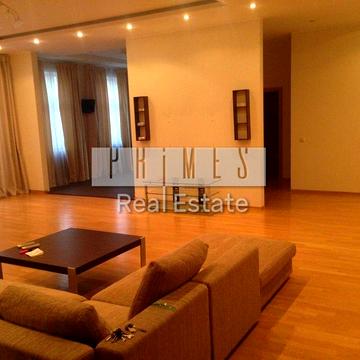 Оренда 5к дворівневої квартири без меблів, вул. Дарвіна, 4, Печерськ