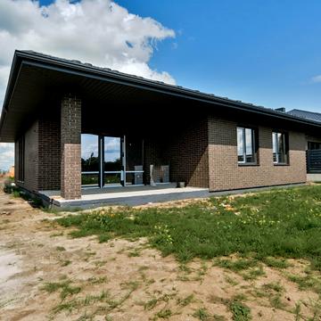 Абрикосова, 4