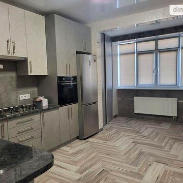 Довгострокова оренда 2к Квартира Камянецька вулиця