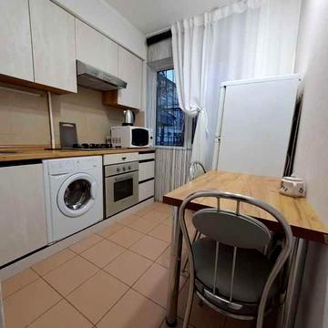 Оренда 2к квартири Калинова
Артеківська вул. 25