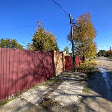 Ближнє с. Пирогово. Окремий двір, усі зручності.