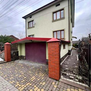 Продаж будинку в с.Лисиничі