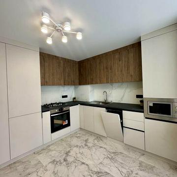 Продаж квартири вул. Білогірська