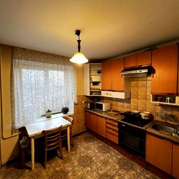 Оренда 3 кім квартира вул Єфремова