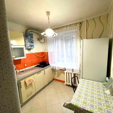 Предлагается аккуратная 2-ком квартира 47м2, центр Броваров