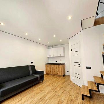 БЕЗ% Продаж Townhouse із земельною ділянкою 2 сот