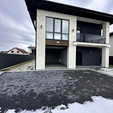 Будинок в Крихівцях! Зі сторони Озера