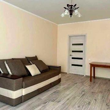 Здається 1-кімнатна квартира по вул. Лінкольна