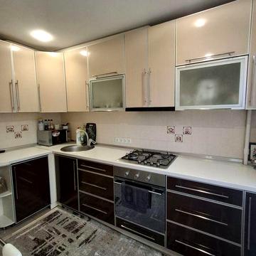 Продам 3х комнатную евартиру Чугуев