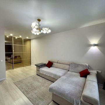 Оренда сучасної просторої 1 к квартири на Поділлі