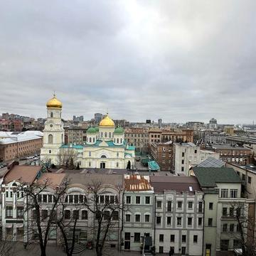 Сдам 4-к кв с супер локацией  г Днепр , по ул Грушевского / Шевченка