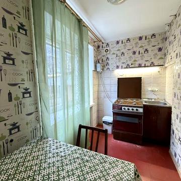 Здам в оренду однокімнатну на Відінській