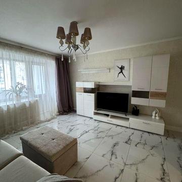 Аренда  затишної 2-х квартири пр Центральний  2-а слобідська