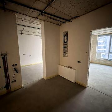 2 кім квартира + кухня студія з зданий будинок, Пасічна вул. Хіміків