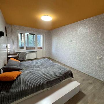 Продаж 4к Квартира Донецьке шосе