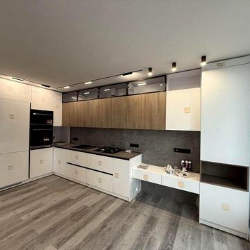 Продаю простору 1 кімнатну квартиру ЖК Паркова Алея