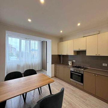 Оренда 1-к вул. Незалежності біля Драмтеатру