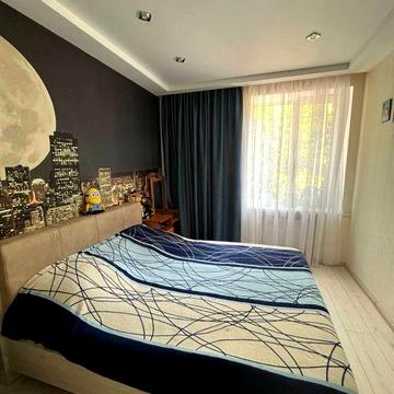 Здаю свою 3-х кімнатну квартиру. Камʼянське, правий берег