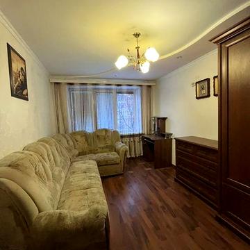 Здається 2 кімнатна квартира р -н Черьомушки не кутова