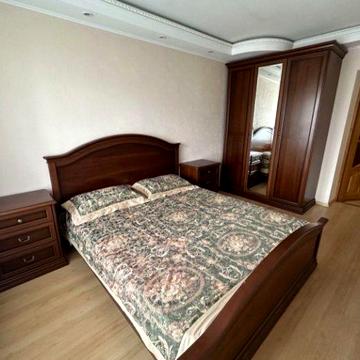 Сдам 3к квартиру Центр,пр.Центральный,Марк Плаза. Свое отопление.