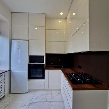 Олени Теліги вул., 35-Б