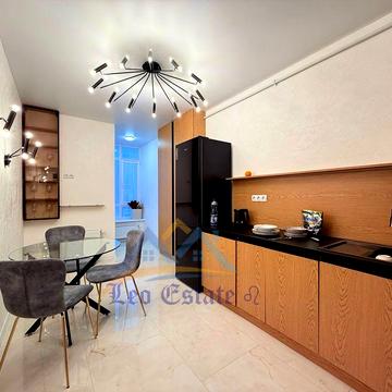 • Оренда СУЧАСНОЇ кв. вул. Малоголосківська 44 ЖК "Сьоме Небо" •