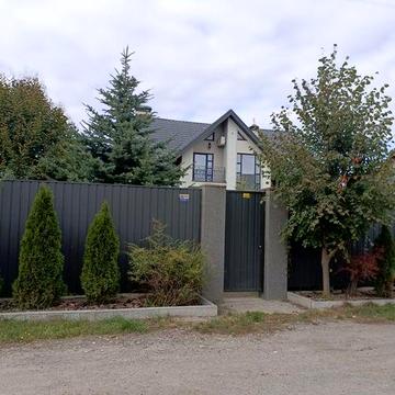 Продаж 2-х поверхового будинку, селище Требухів.