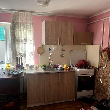 Здам частину будинку