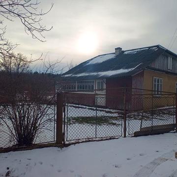 Продаю будинок з великою земельною ділянкою