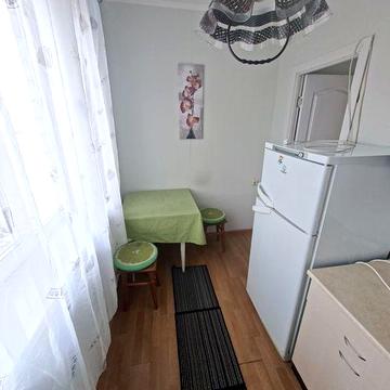 Здається 1-к квартира біля м.Мінська 7 хв пішки, готова до заселення!