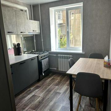 Чернишевська вул., 85