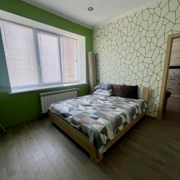 Сдам Двухкомнатную квартиру в Новострое на Алексеевке