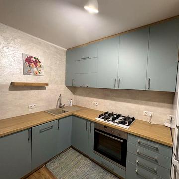 Здам 2хк на С. Зулінського