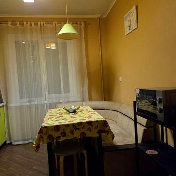 Здам 3-х кімнатну квартиру на Борщагівці. Без комісії.